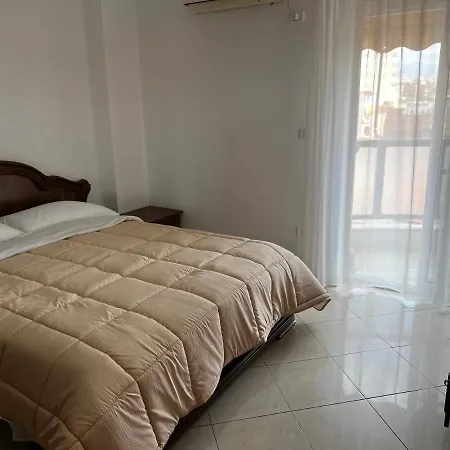 2 Apartamento *